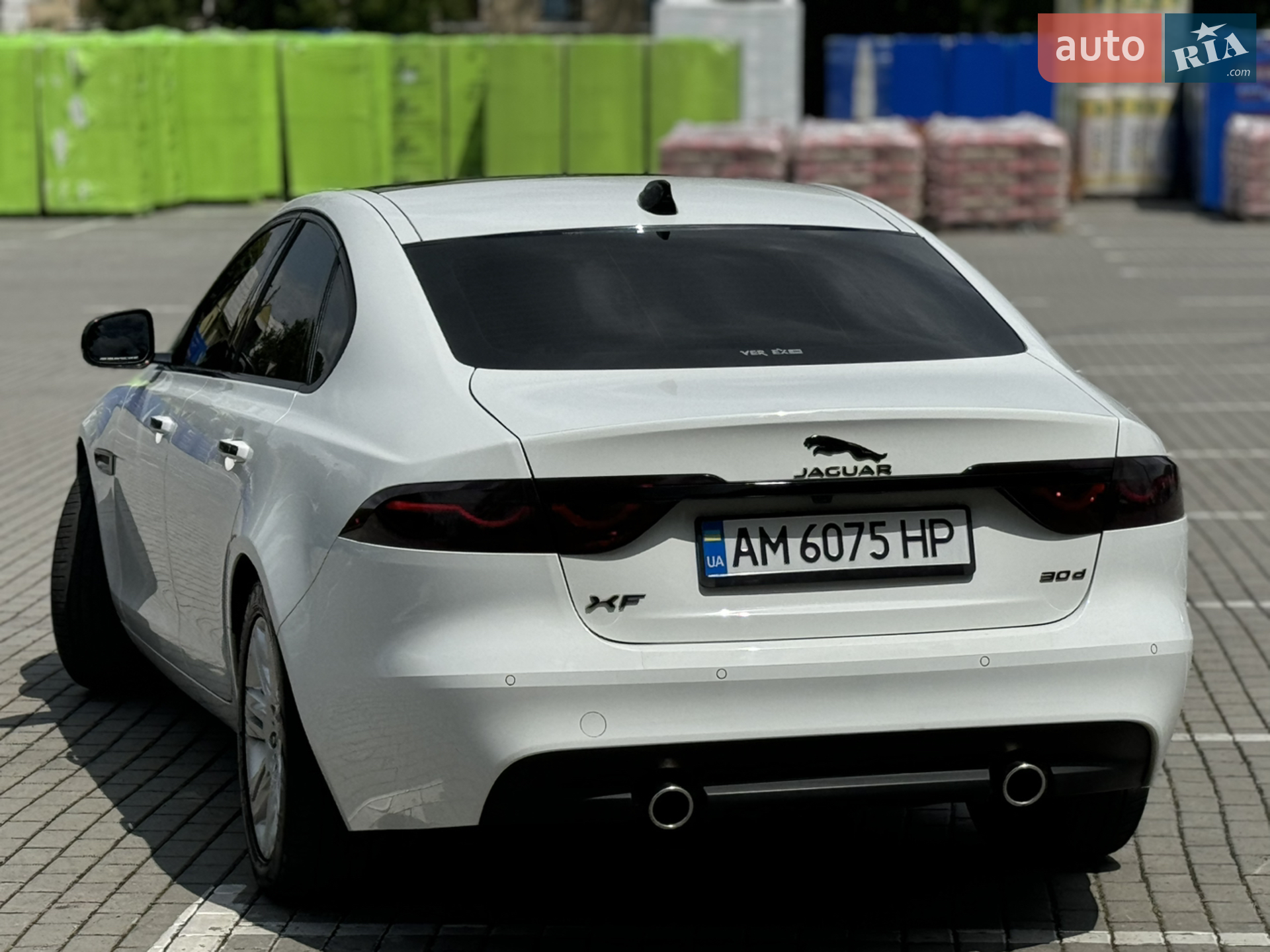 2016 Jaguar XF - мініатюра 23