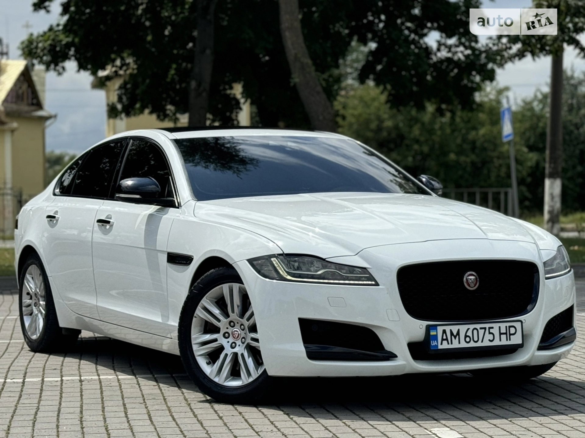 2016 Jaguar XF - мініатюра 70