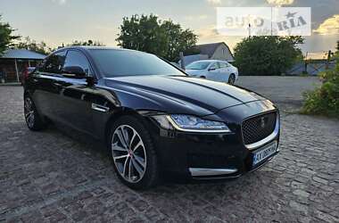 Седан Jaguar XF 2017 в Харкові