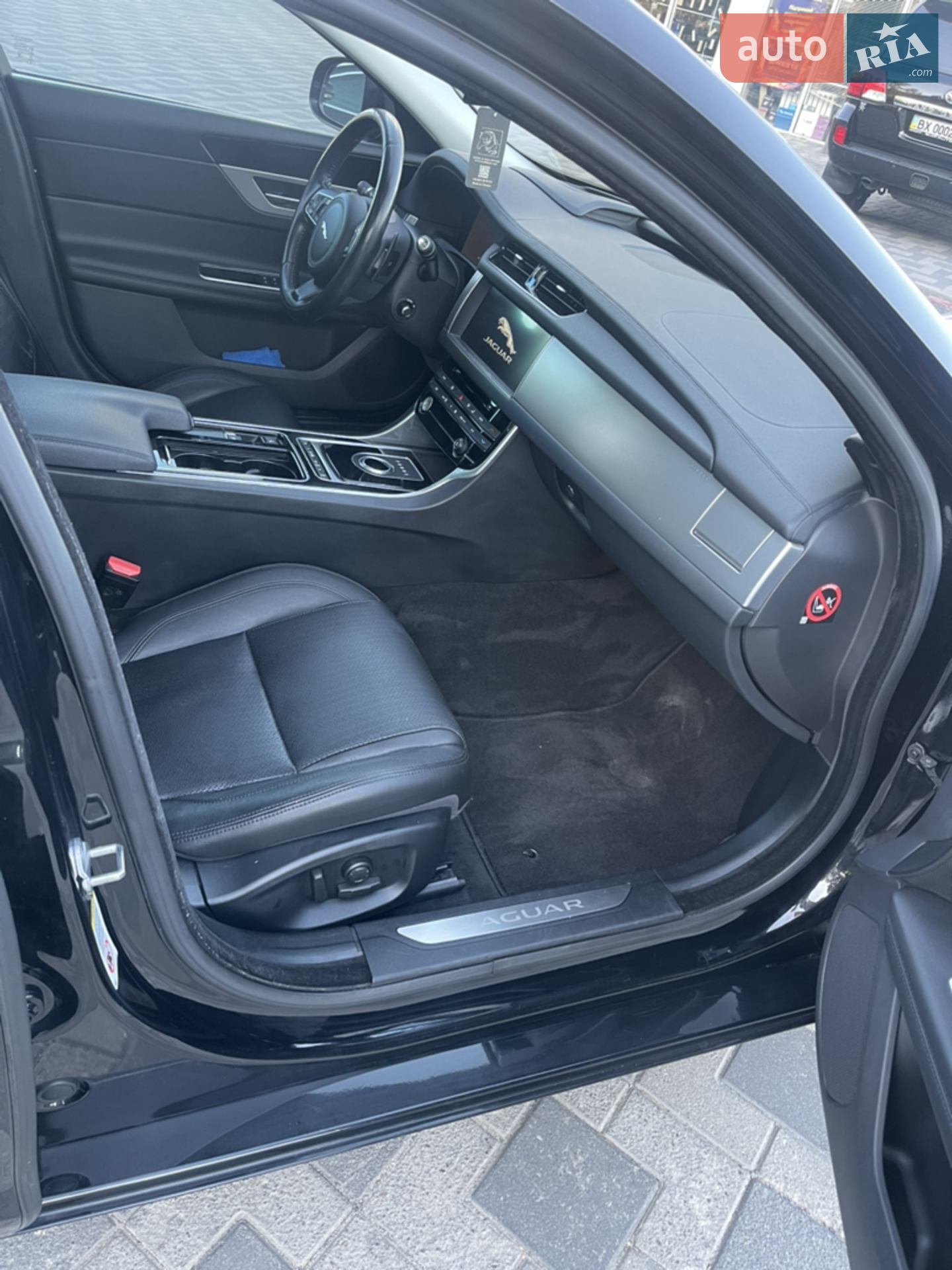 2016 Jaguar XF - мініатюра 26