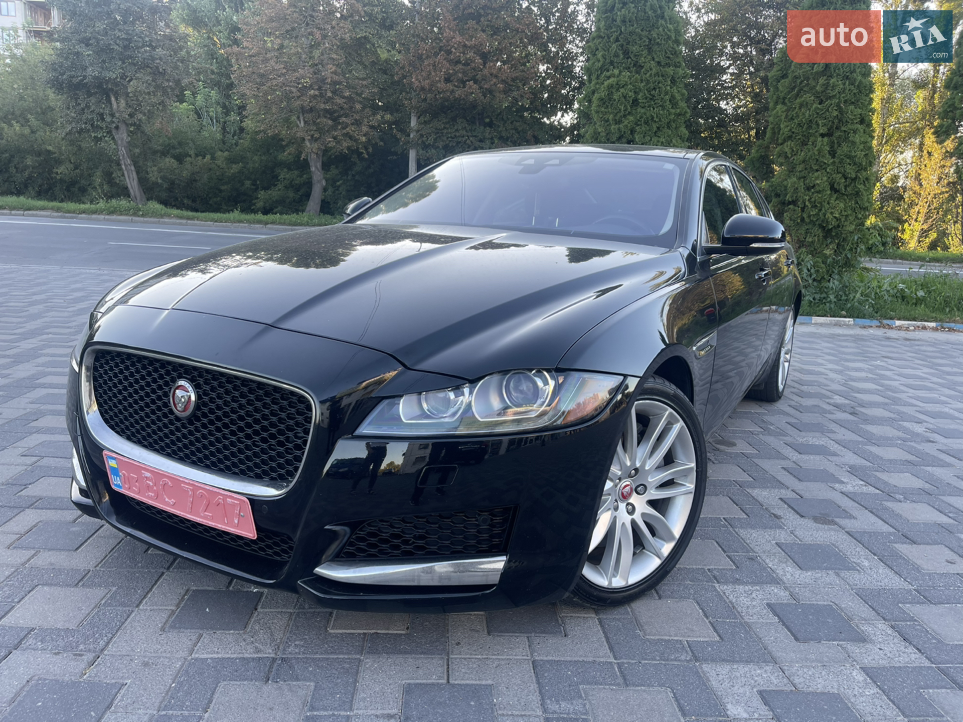 2016 Jaguar XF - мініатюра 32