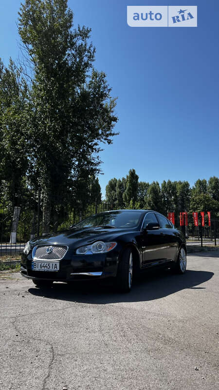 Jaguar XF 2010