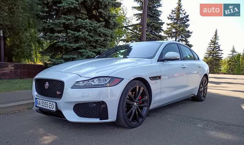 Jaguar XF 2015