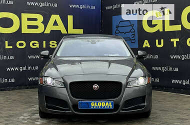 Седан Jaguar XF 2017 в Львове