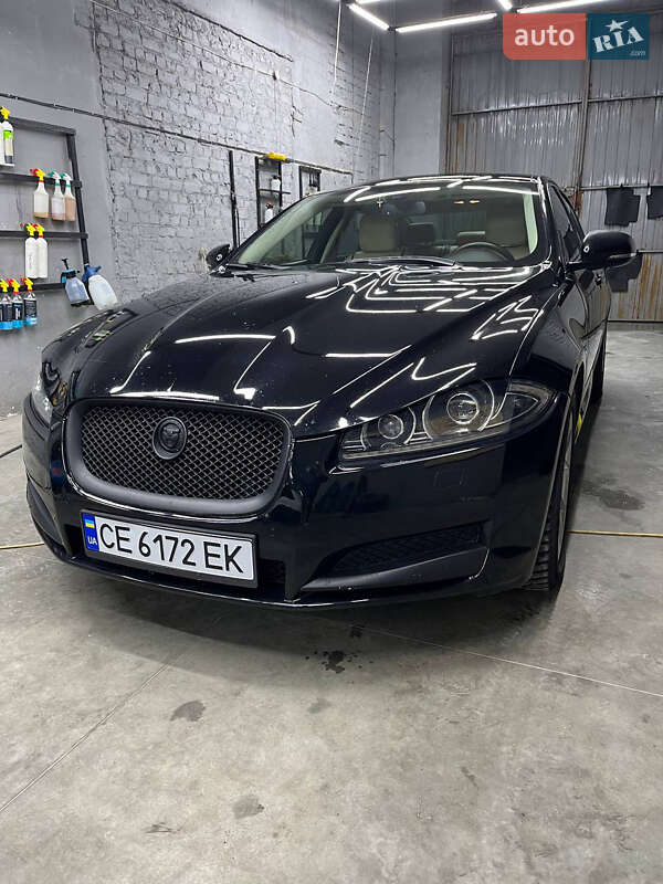 Седан Jaguar XF 2012 в Камне-Каширском