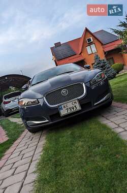 Седан Jaguar XF 2013 в Луцьку