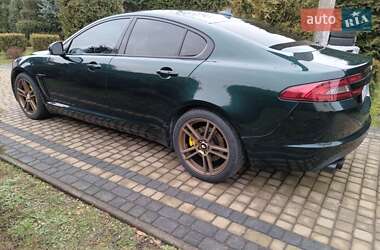 Седан Jaguar XF 2012 в Львове