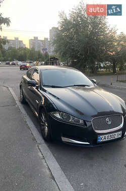 Седан Jaguar XF 2012 в Львове