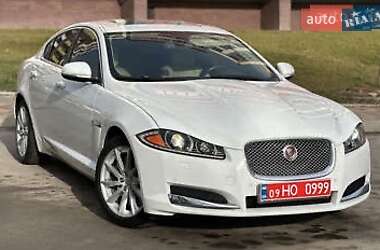 Седан Jaguar XF 2015 в Тернополе