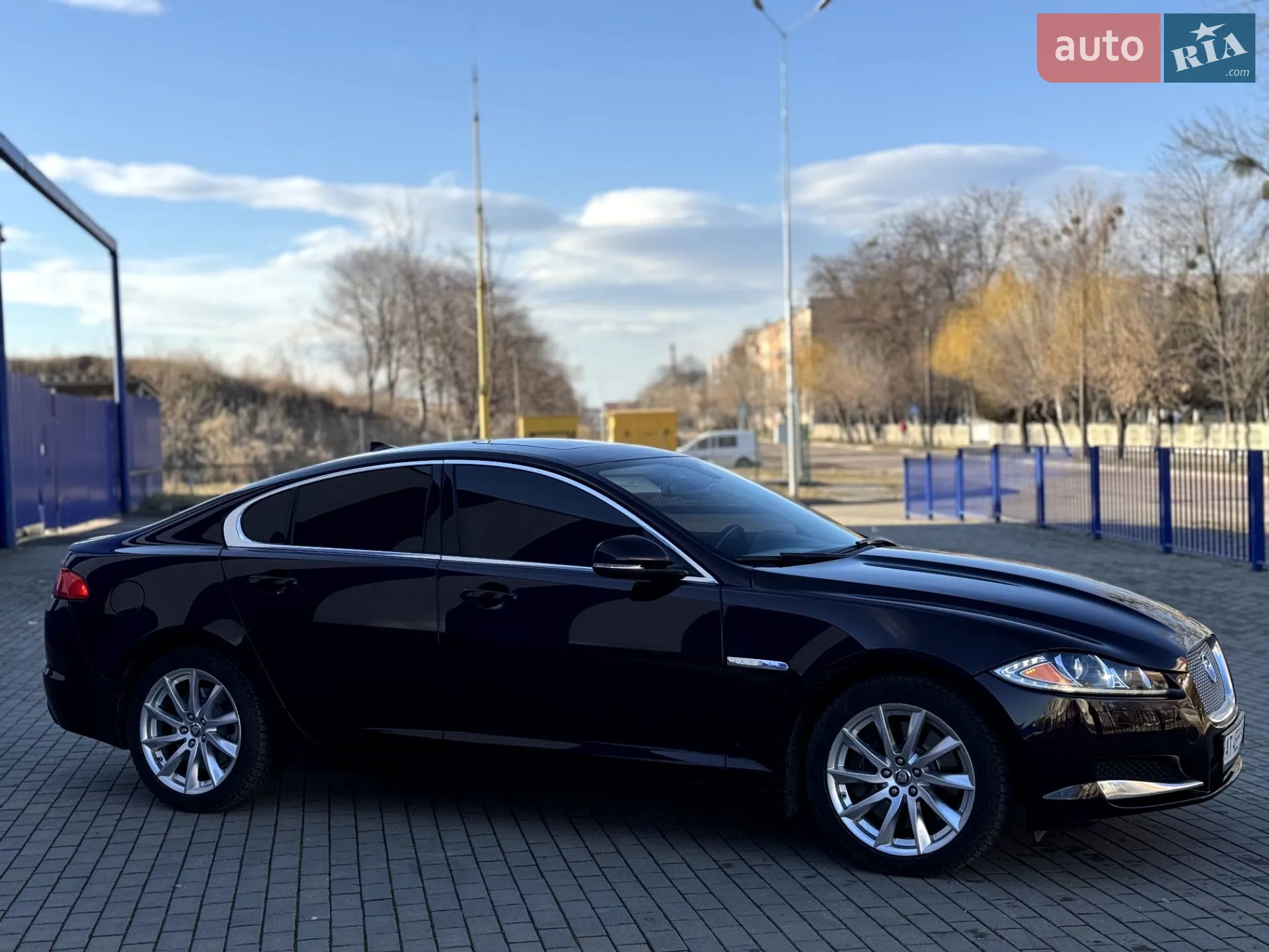 2012 Jaguar XF - мініатюра 32