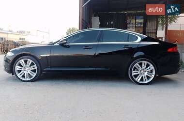 Седан Jaguar XF 2012 в Запоріжжі