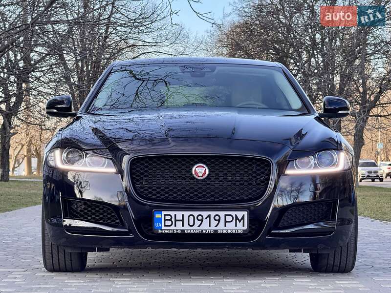 Седан Jaguar XF 2019 в Одессе