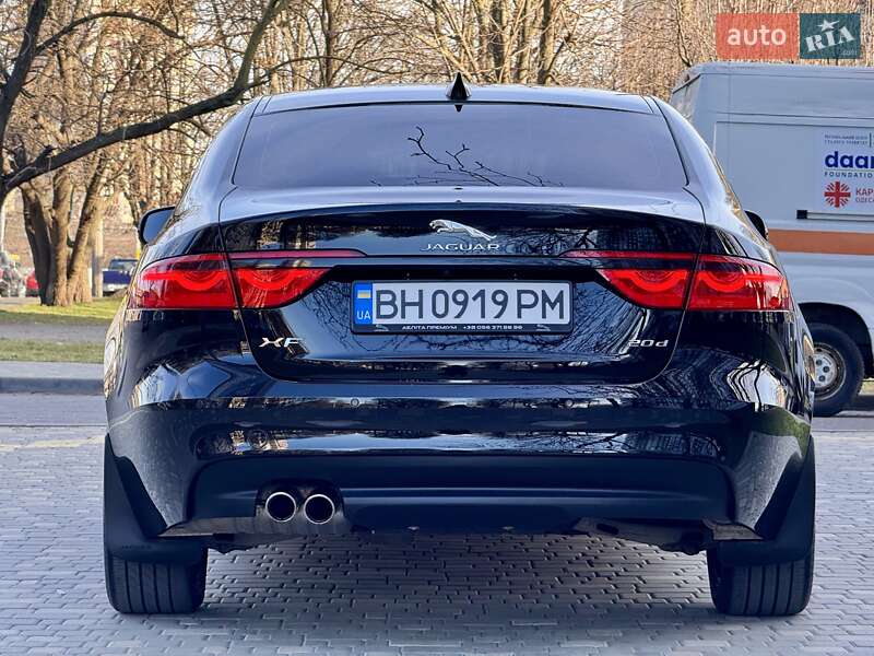 Седан Jaguar XF 2019 в Одессе