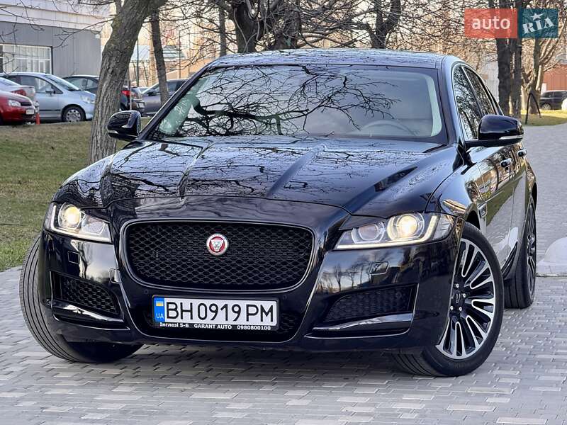 Седан Jaguar XF 2019 в Одессе