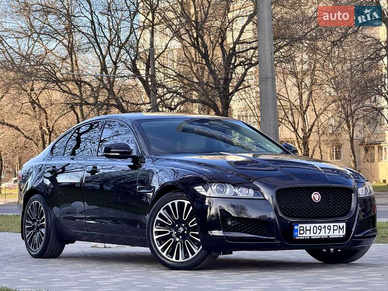 Седан Jaguar XF 2019 в Одессе