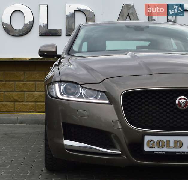 Седан Jaguar XF 2016 в Одессе