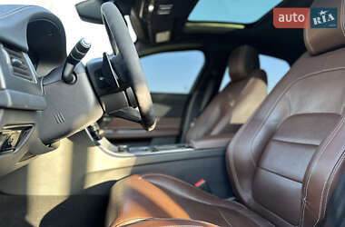 Седан Jaguar XF 2016 в 