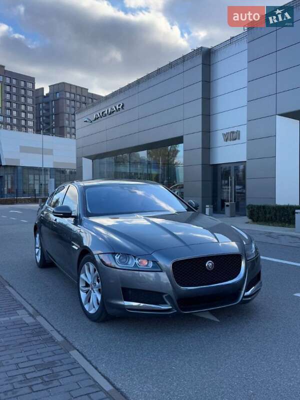 Jaguar XF 2017