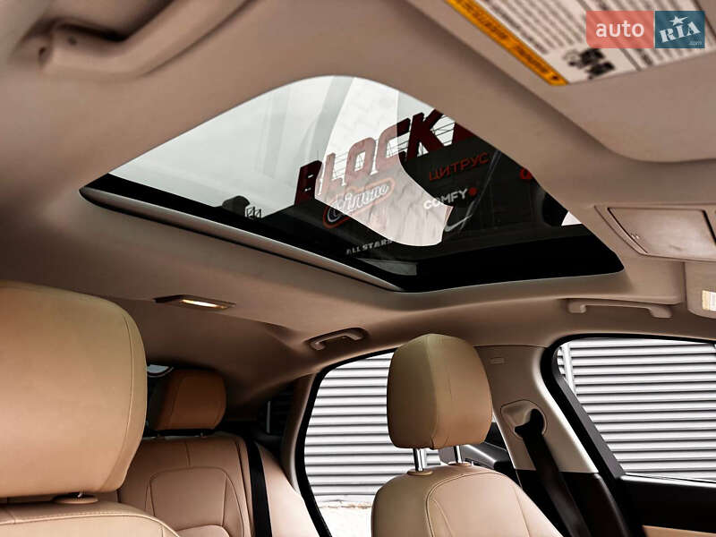 Седан Jaguar XF 2016 в Киеве