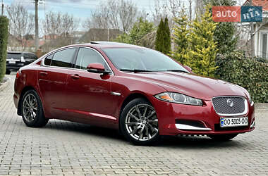 Седан Jaguar XF 2012 в 