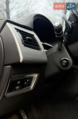 Седан Jaguar XF 2014 в 