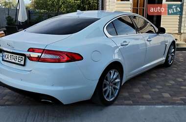 Седан Jaguar XF 2013 в 