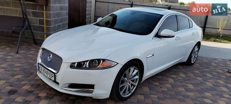Jaguar XF 2013