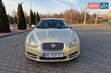 Седан Jaguar XF 2008 в 