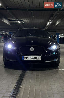 Седан Jaguar XF 2012 в 