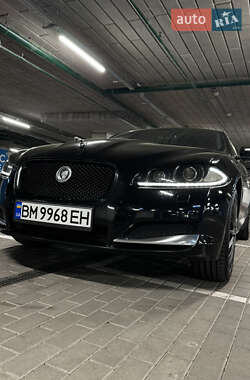 Седан Jaguar XF 2012 в 