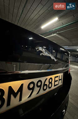 Седан Jaguar XF 2012 в 