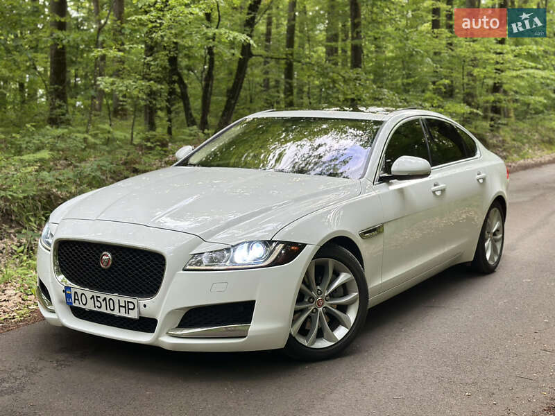 Jaguar XF 2016