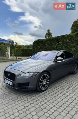 Седан Jaguar XF 2017 в Долине