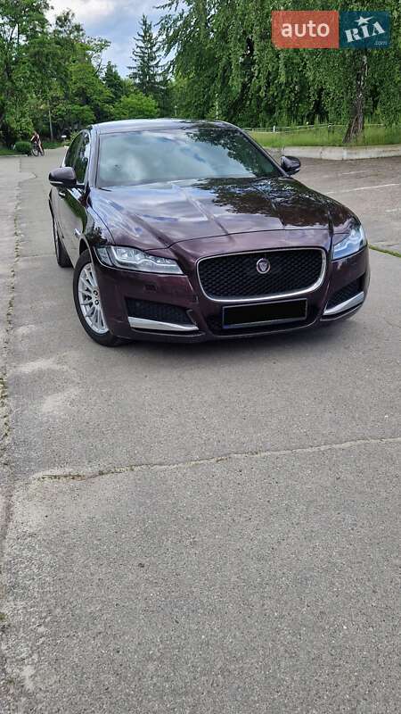 Седан Jaguar XF 2020 в Киеве