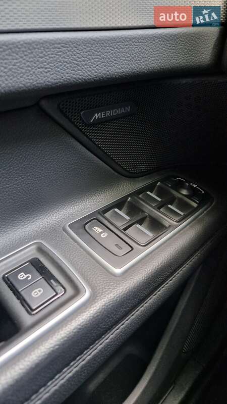 Седан Jaguar XF 2020 в Киеве