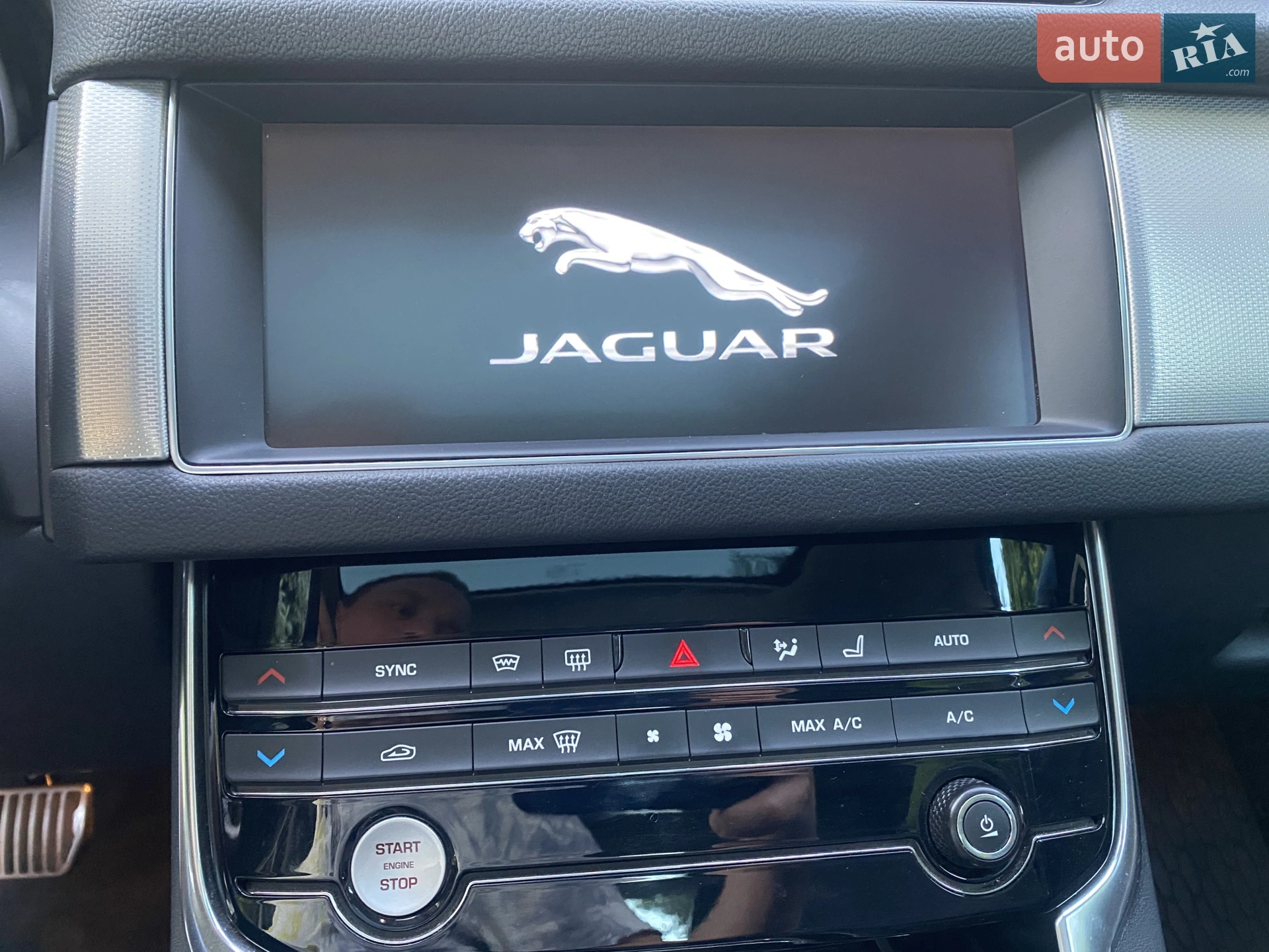 2018 Jaguar XF - мініатюра 14