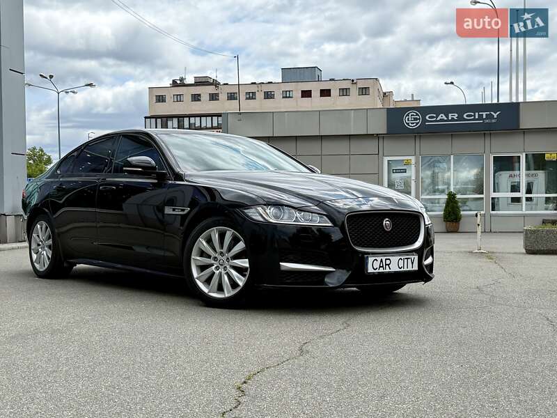 Jaguar XF 2016
