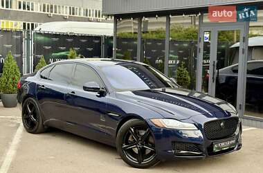 Седан Jaguar XF 2015 в Києві