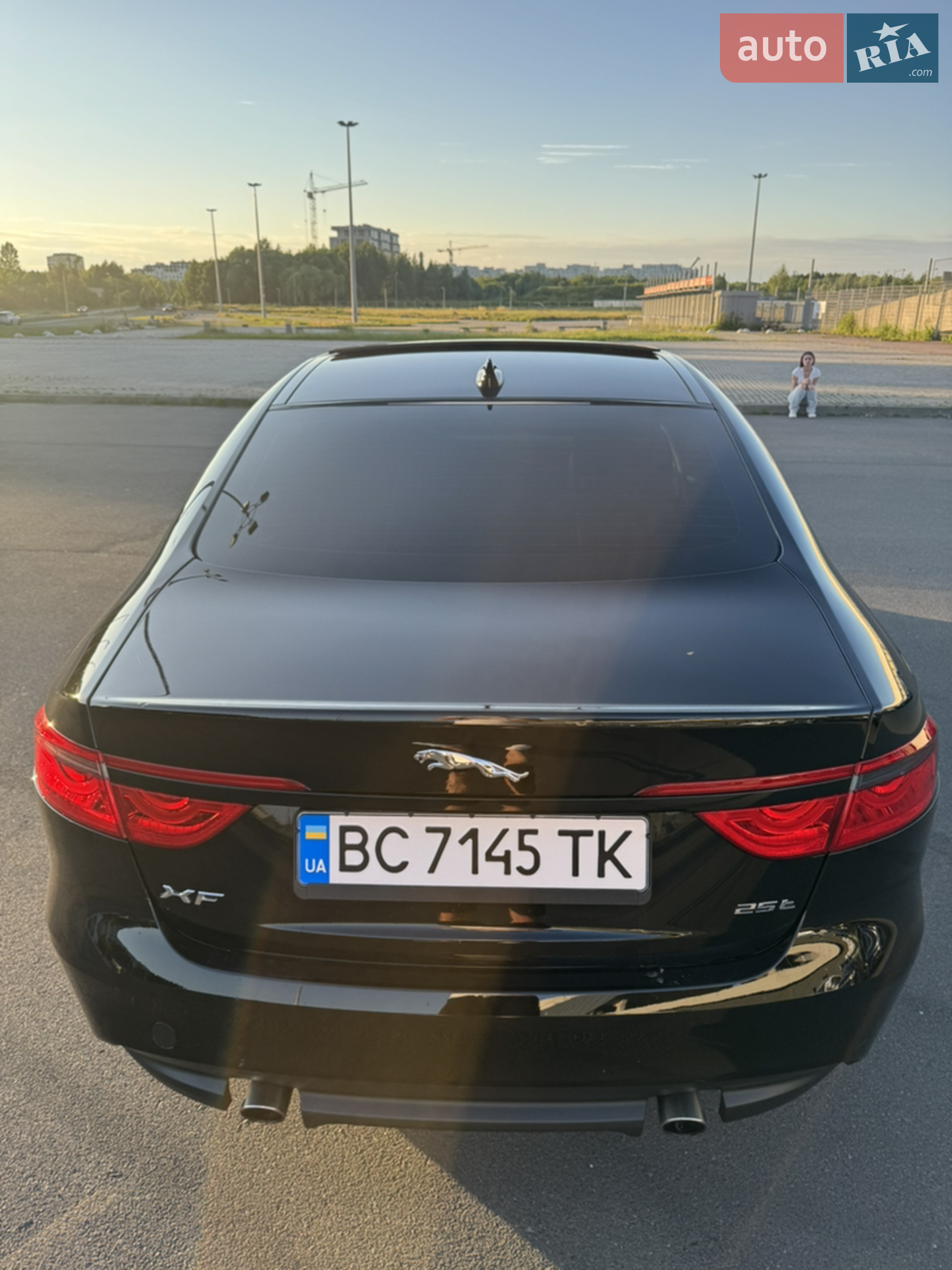 2017 Jaguar XF - мініатюра 4