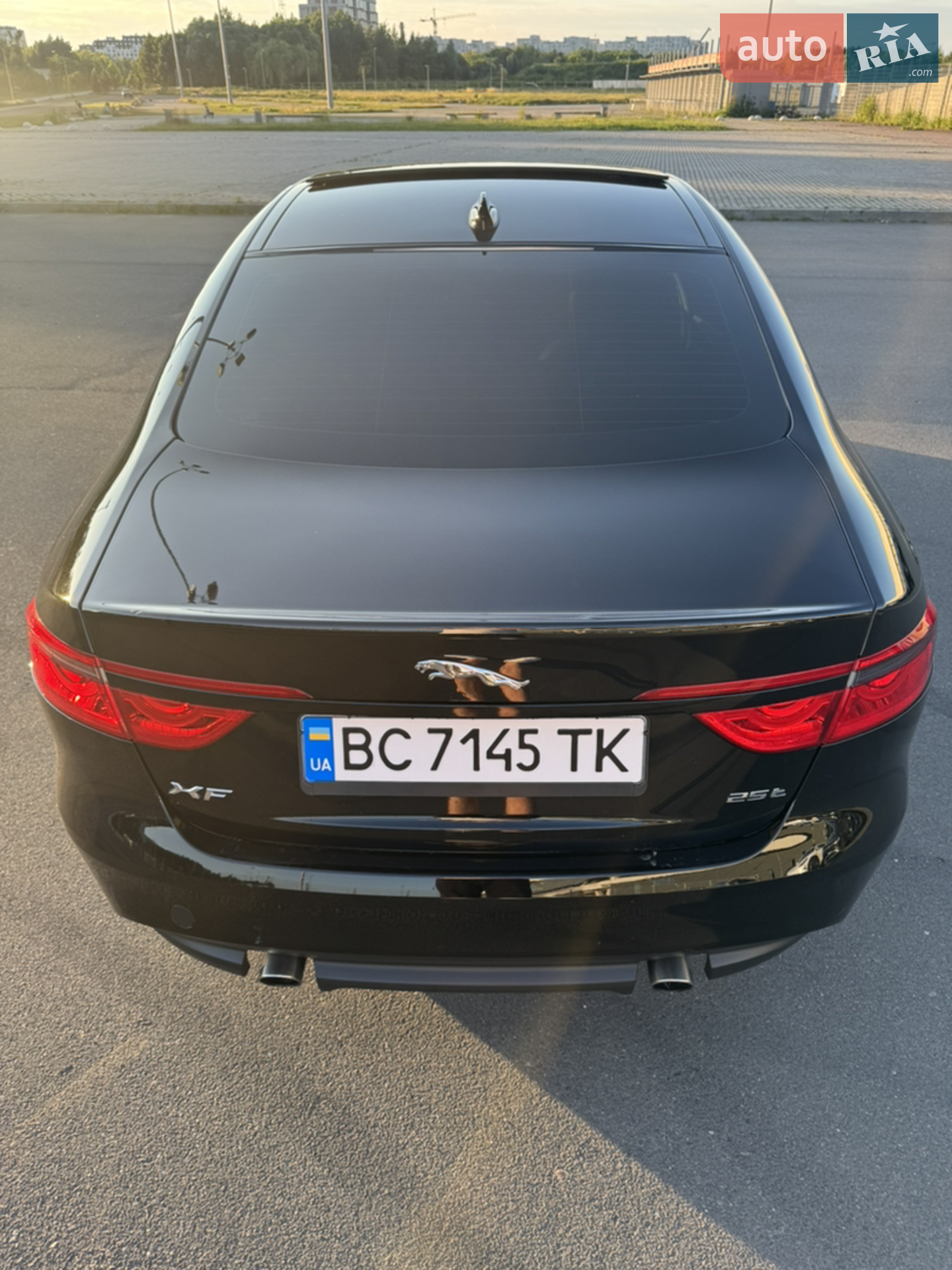 2017 Jaguar XF - мініатюра 5