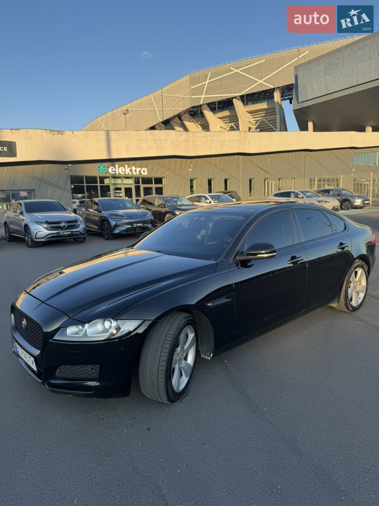 2017 Jaguar XF - мініатюра 12