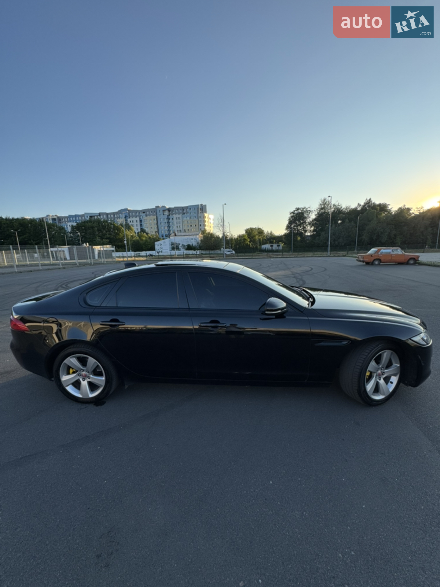 2017 Jaguar XF - мініатюра 14