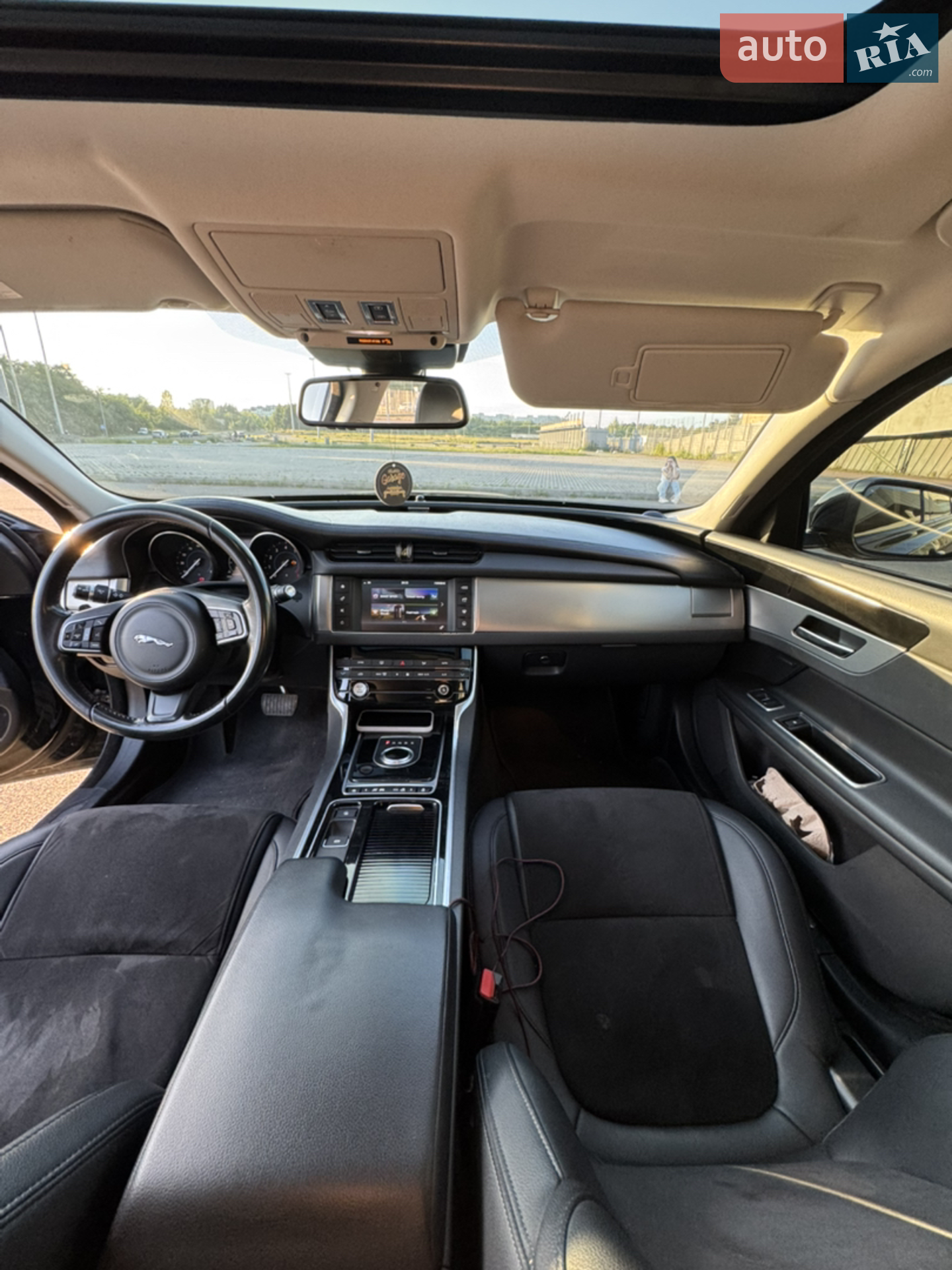 2017 Jaguar XF - мініатюра 24