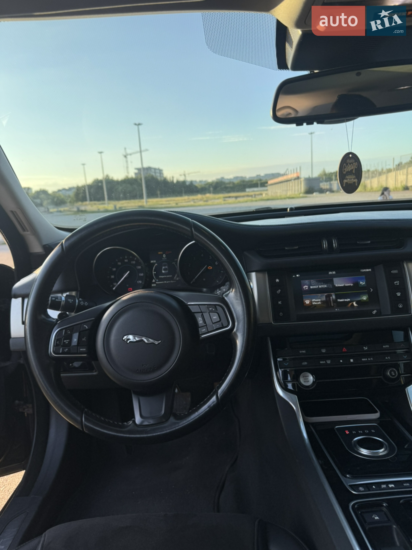 2017 Jaguar XF - мініатюра 25