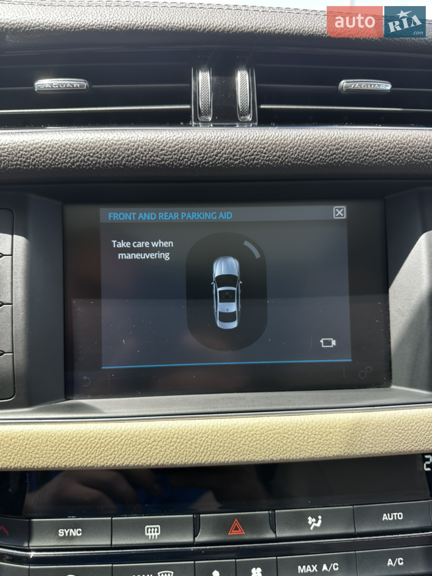2017 Jaguar XF - мініатюра 21