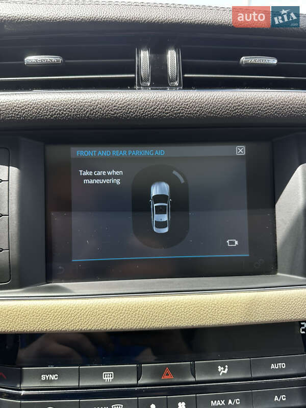 Седан Jaguar XF 2017 в Києві