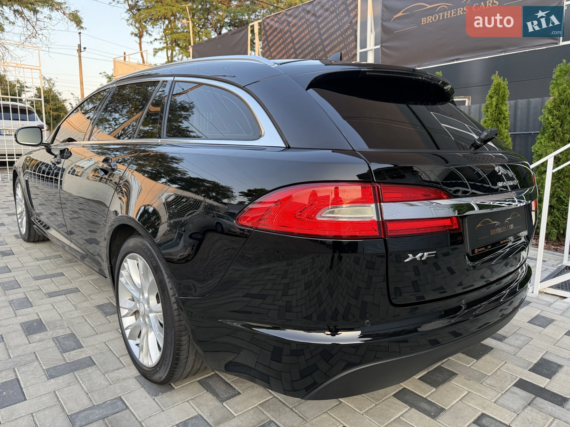 2015 Jaguar XF - мініатюра 3