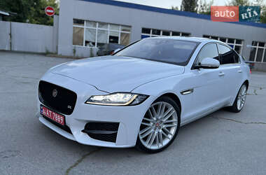 Седан Jaguar XF 2017 в Житомирі