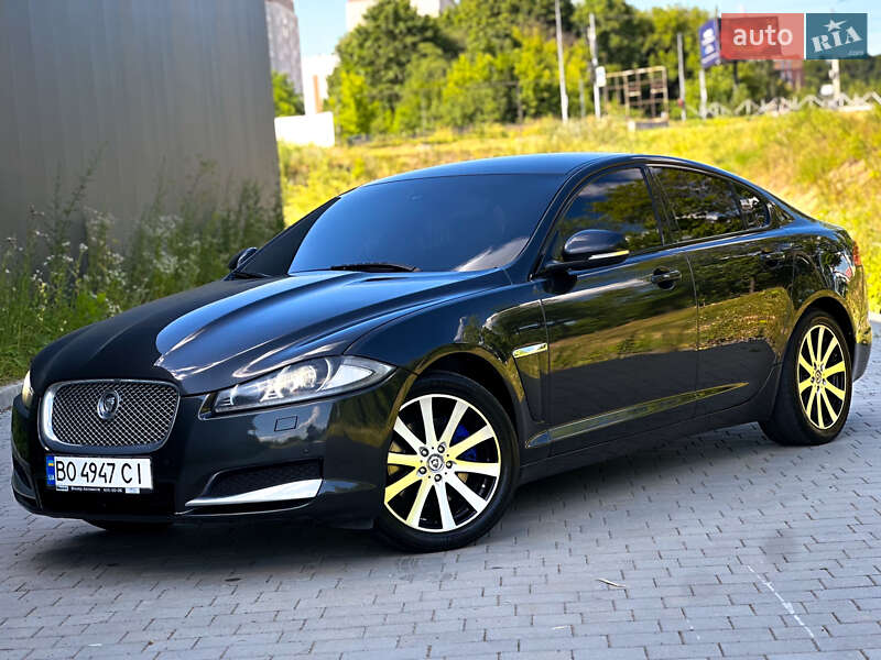 Jaguar XF 2013