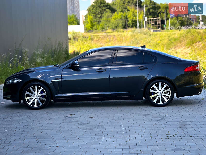 Седан Jaguar XF 2013 в Хмельницком